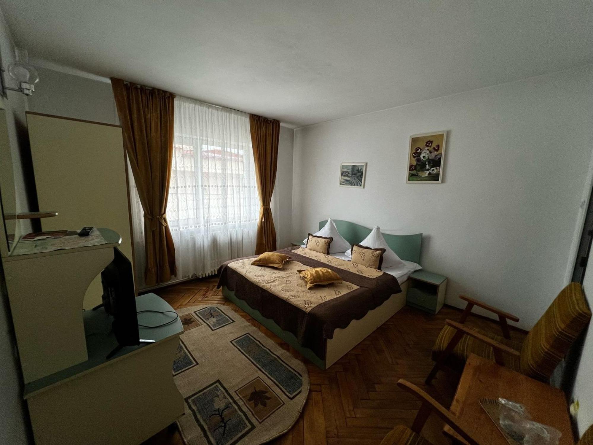 Pensiunea Ursulet Piatra Neamţ Exterior foto
